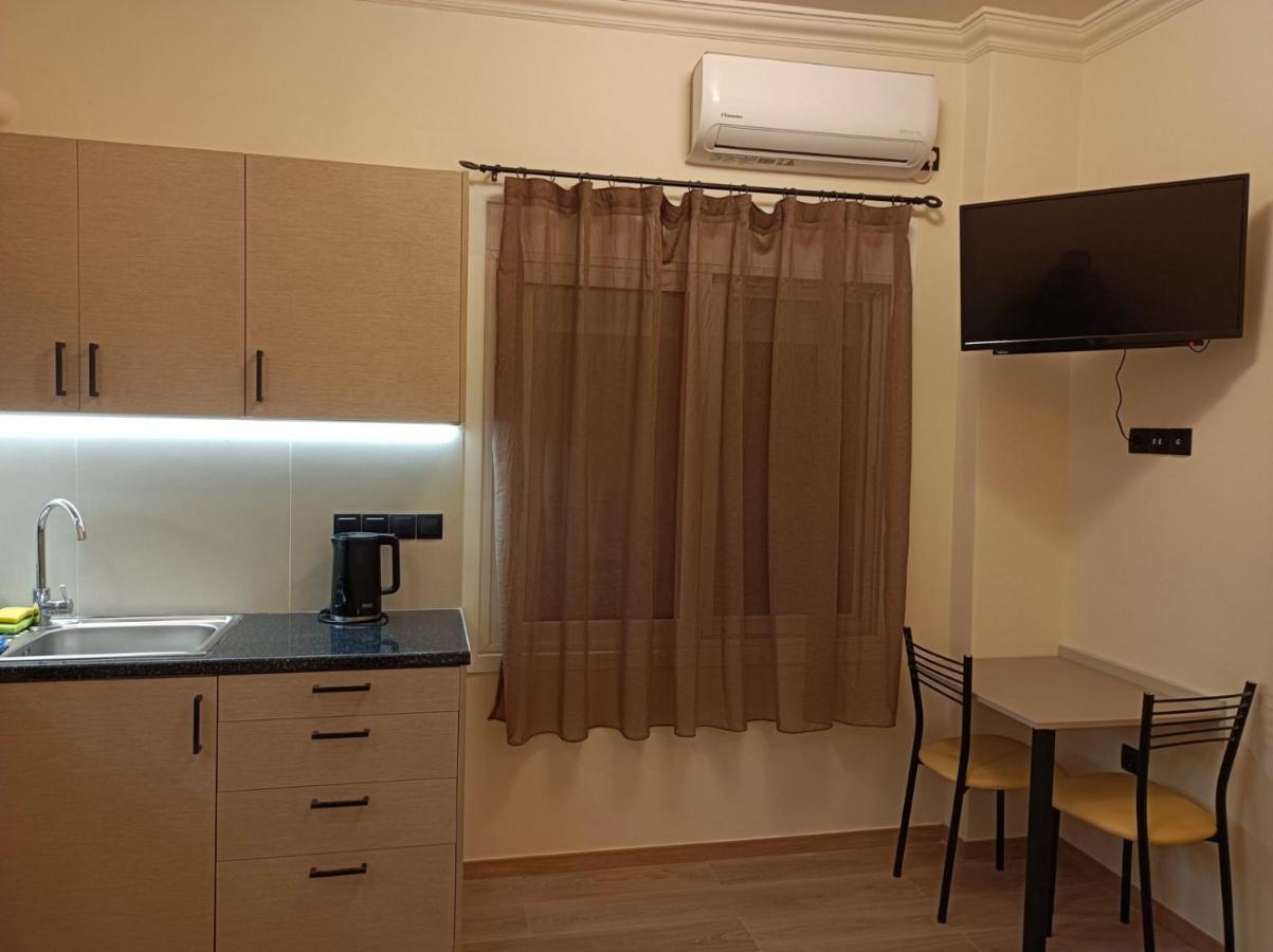 Apartment Dipla 3 Athen Exterior foto